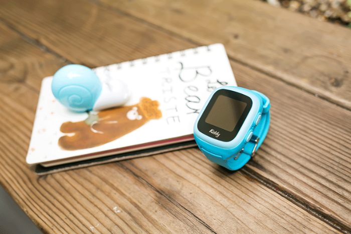 Kiddy 2S là đồng hồ định vị sử dụng công nghệ hiện đại